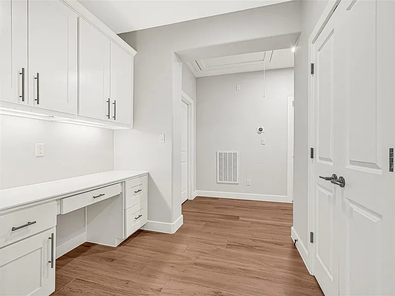 11218 Gallant Ridge Ln — Photo 11