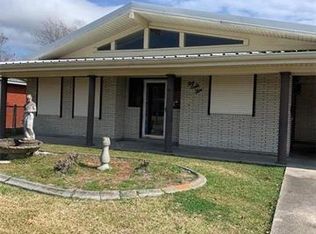 483 Dogwood Dr, Westwego, LA 70094