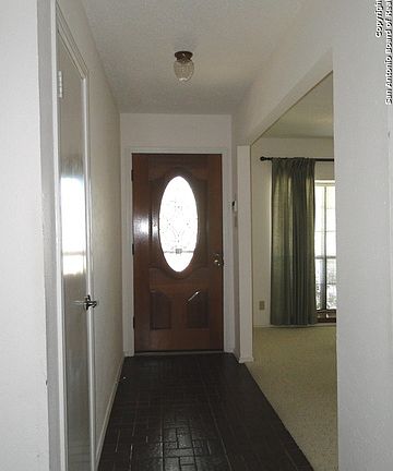 3rd image of 7839 Hawk Trail St