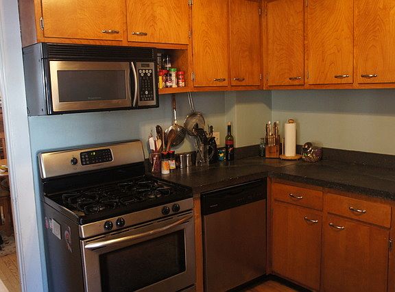5th image of 134 E Sunnyside Ave