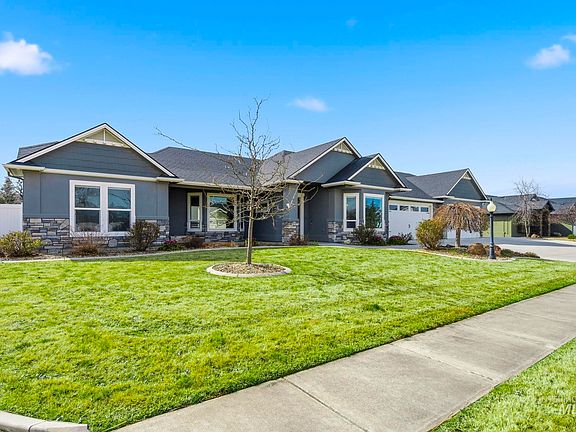 2nd image of 10467 Kaylee Way