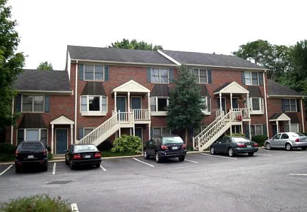 440 Baldwin St #3