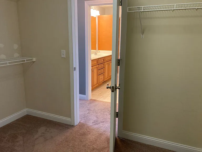 141 Twin Lakes Dr — Photo 37