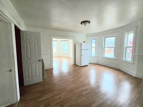 38-40 Devlin Passway #3, Fitchburg, MA 01420