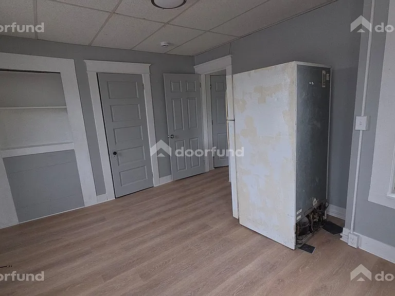 224 Main St #4 — Photo 8