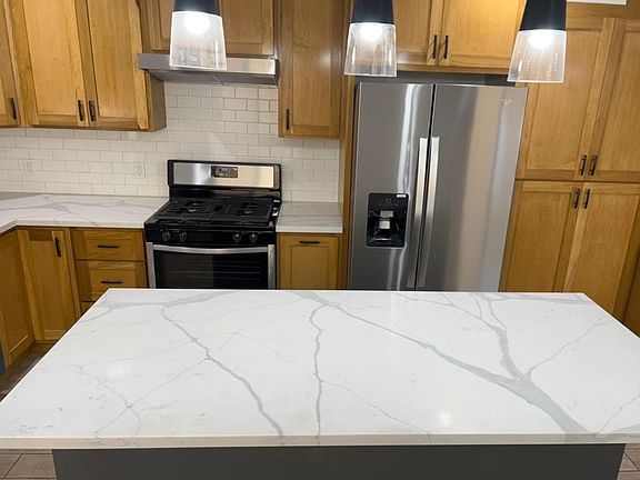 4th image of 1932 Landis St #1932
