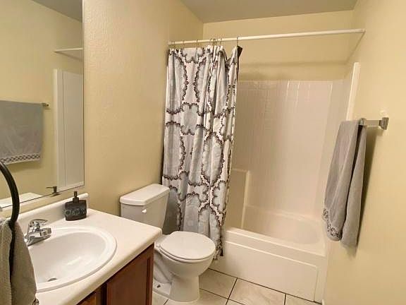 2nd image of 2043 S Luther Ave