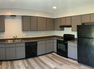 2403 Thomas Ct, Onalaska, WI 54650