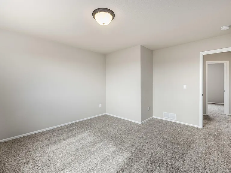 Upstairs bedroom 4