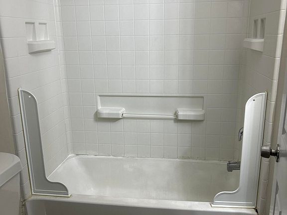 5th image of 1012 Loudon Ave NW #A