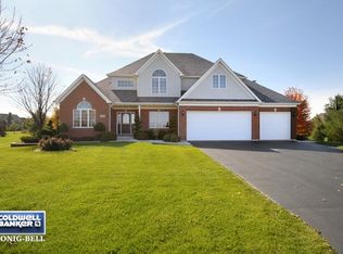 5425 Fox Sedge Ct, Oswego, IL 60543