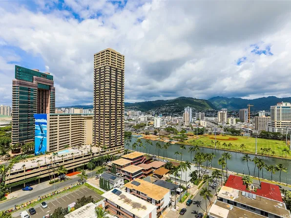 430 Keoniana St APT 1307, Honolulu, HI 96815