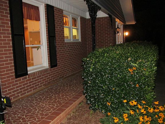 5th image of 719 Piney Forest Dr