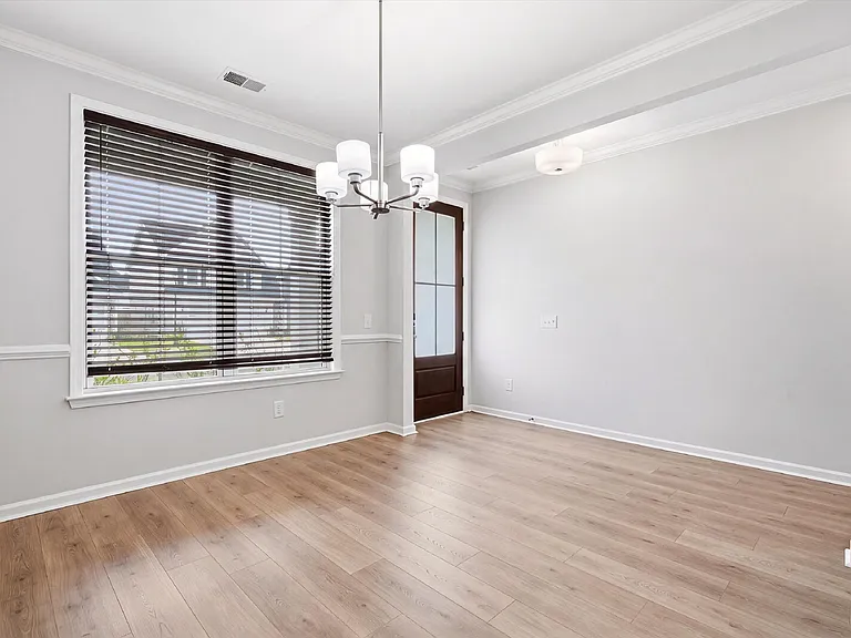 8646 Windsor Hill Blvd — Photo 6