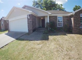 2015 N 55th Pl, Fort Smith, AR 72904