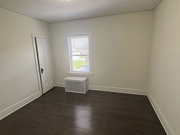 5th image of 201 E Fremont Ave #1