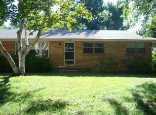 1524 University Dr, Manhattan, KS 66502