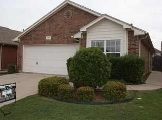 6417 Regina Dr, Fort Worth, TX 76131