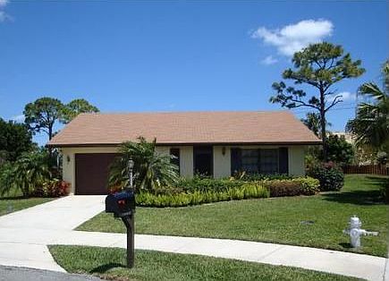1st image of 2718 Dracaena Ct