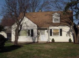 443 Newton Rd, Hatboro, PA 19040