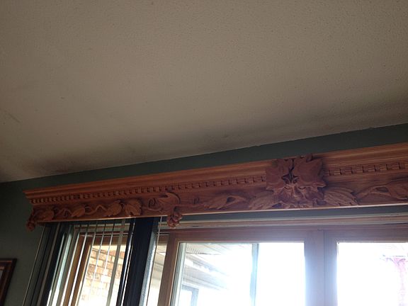 Carven Valance Living room