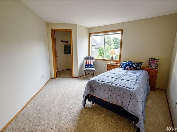3rd image of 3935 262nd Ave SE