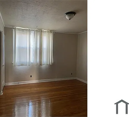 246 Benner St — Photo 9