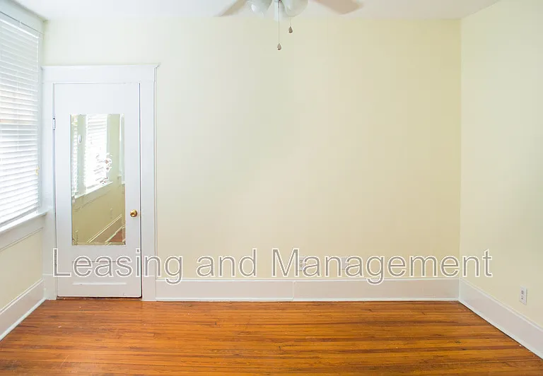 123 Wentworth St #C — Photo 14