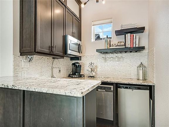 5th image of 2520 Bluebonnet Ln #22