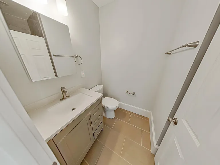 737 Parker St #3 — Photo 10