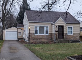 270 Maplecrest St SW, North Canton, OH 44720