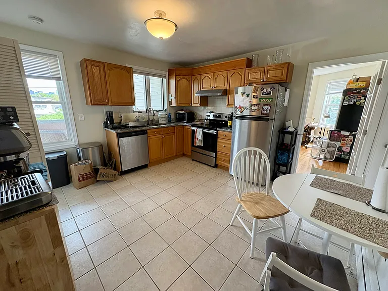 3 Carlisle St #3 — Photo 4