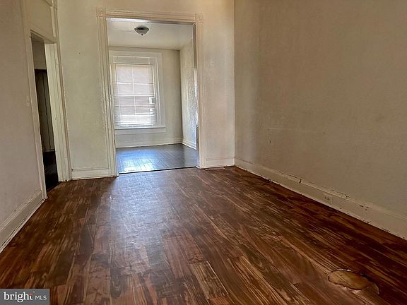 3rd image of 3218 W Belvedere Ave