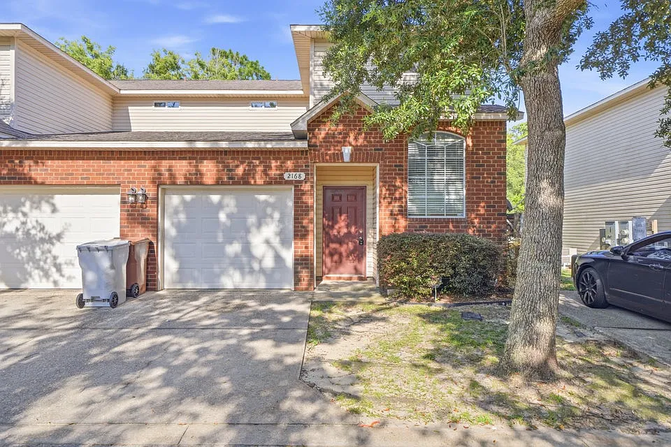 2168 Hadleigh Hills Ct