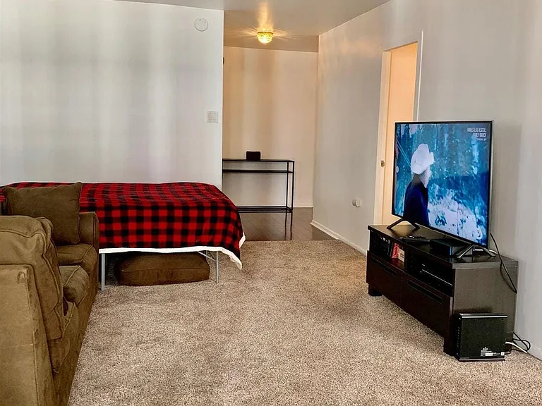 101 S Plaza Pl #802 — Photo 6