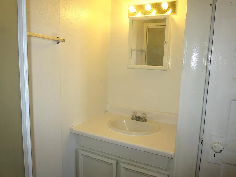 1219 N El Paso St #1 — Photo 7