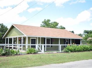 126 Travis Ln, Spicewood, TX 78669