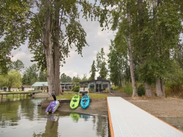 10330 Sandy Beach Dr Unit A, Lake Stevens, WA 98258