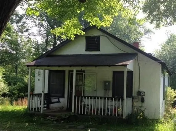 968 Murray Ln, Charlottesville, VA