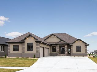 1490 72nd Ave S, Fargo, ND