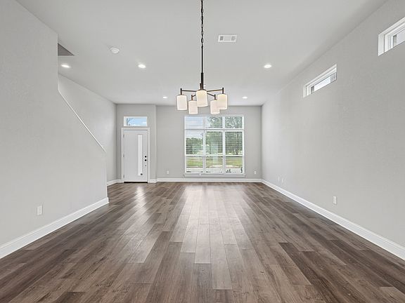 3rd image of 3134 Wayside Ave #1