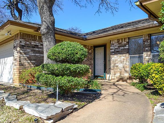 3rd image of 5705 Trail Crest Dr
