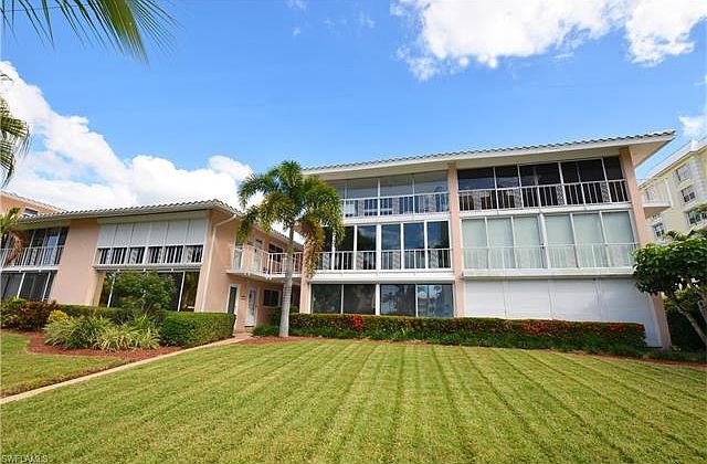 1st image of 1910 Gulf Shore Blvd N APT 105