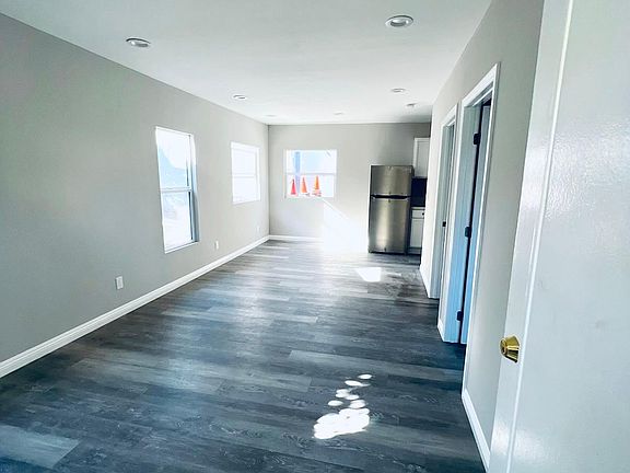 3rd image of 1333 N Alvarado St #1335