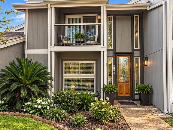 2nd image of 5833 Sunforest Dr
