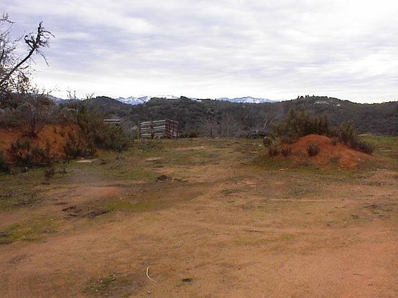 3rd image of 713 Bramble Ln