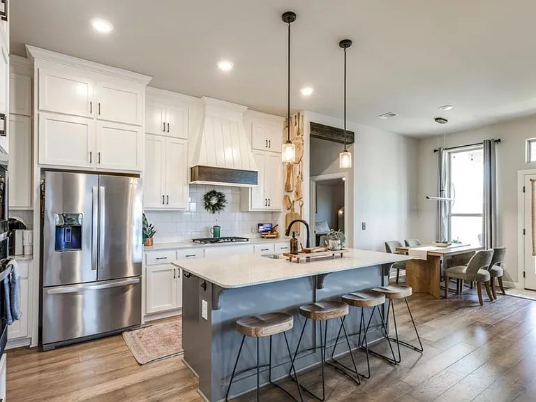 13221 SW 6th St — Photo 12