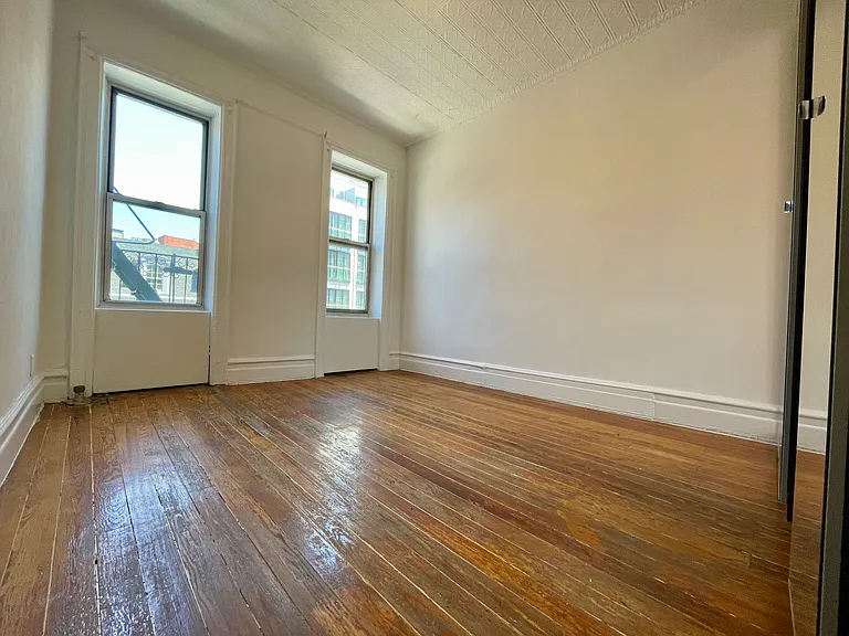 191 Grand St #20 — Photo 5