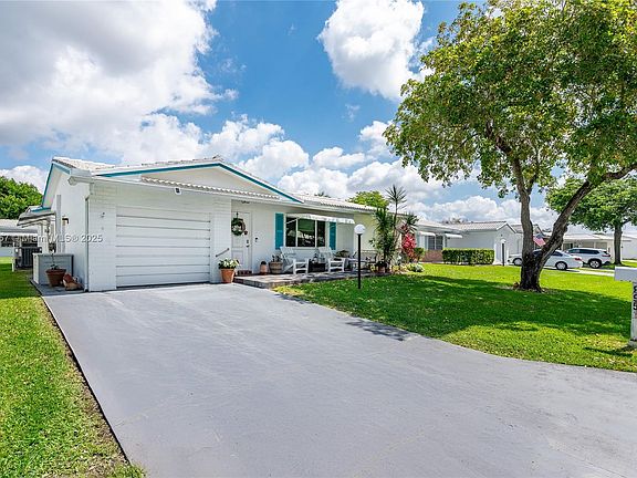 5th image of 8951 NW 12th Pl