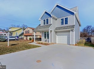 903 Walnut St, Frederick, MD 21703